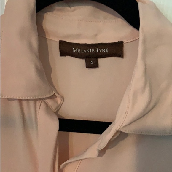 Blush blouse 3/15$ - Picture 2 of 3